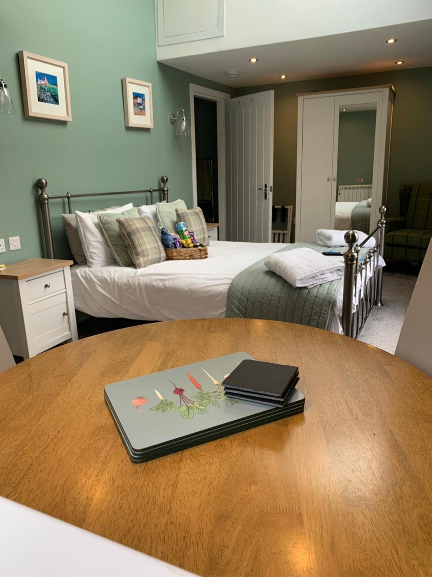 Alt-An Retreat Lodge Overlooking Loch Linnhe ฟอร์ตวิลเลียม ภายนอก รูปภาพ